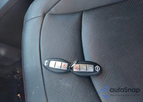 2013 Nissan Rogue Sv W/Sl Pkg z USA, uszkodzony, nr VIN JN8AS5MV4DW106718